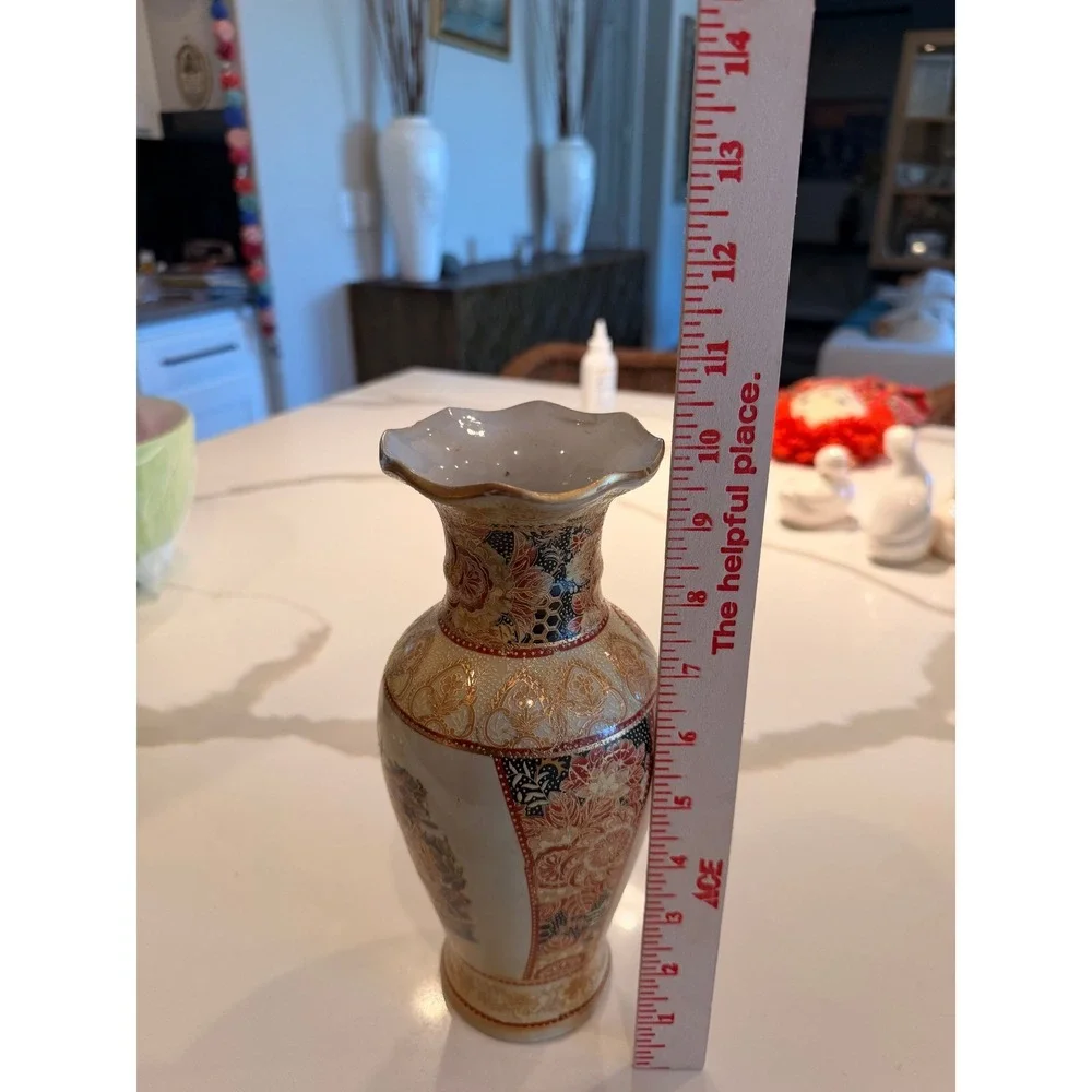 Antique Satsuma Gold Gilt Hand Painted Porcelain Vase 19Th Century Meije Period